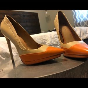 Official Gwen Stefani L.A.M.B stilettos